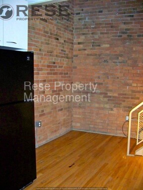 Building Photo - 346 W Pierpont Ave