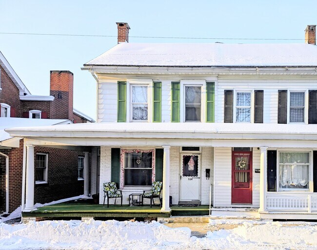 Building Photo - 534 Walnut St