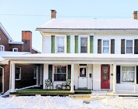 Building Photo - 534 Walnut St