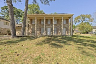 Building Photo - 11402 Sky Way Dr
