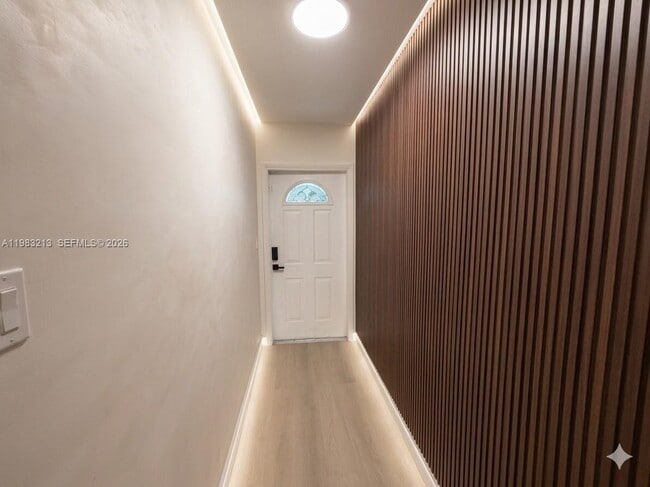 Foto del edificio - 6885 NW 14th Ct