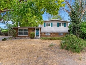Building Photo - 2100 Theckston Rd