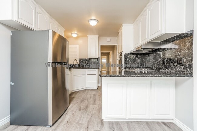 Building Photo - Beautiful 3 Bedroom Fullerton Home with Pool