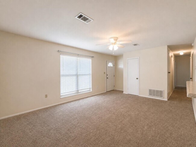 Foto del edificio - 309 Cecelia Dr NW
