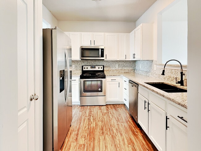 Building Photo - 2291 Bigwood Trail