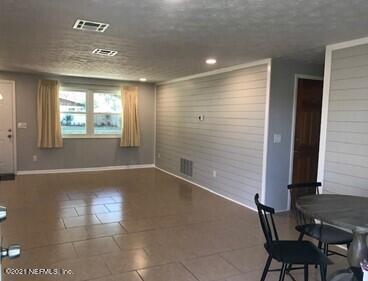 Building Photo - 1403 Osceola Ave