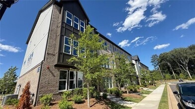 Building Photo - 2421 Red Maple Xing