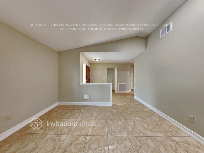 Building Photo - 11709 SW 50th Ct