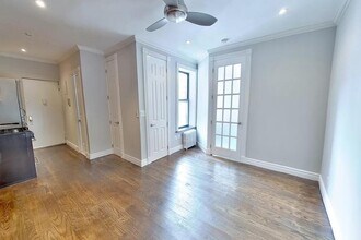 Building Photo - 75 Kenmare St