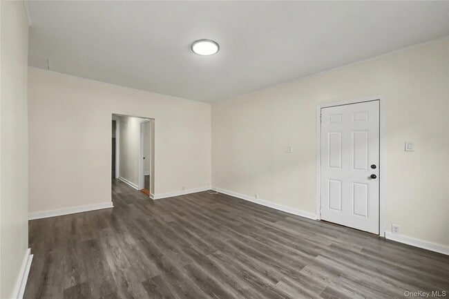 Building Photo - 52 Claremont Pl