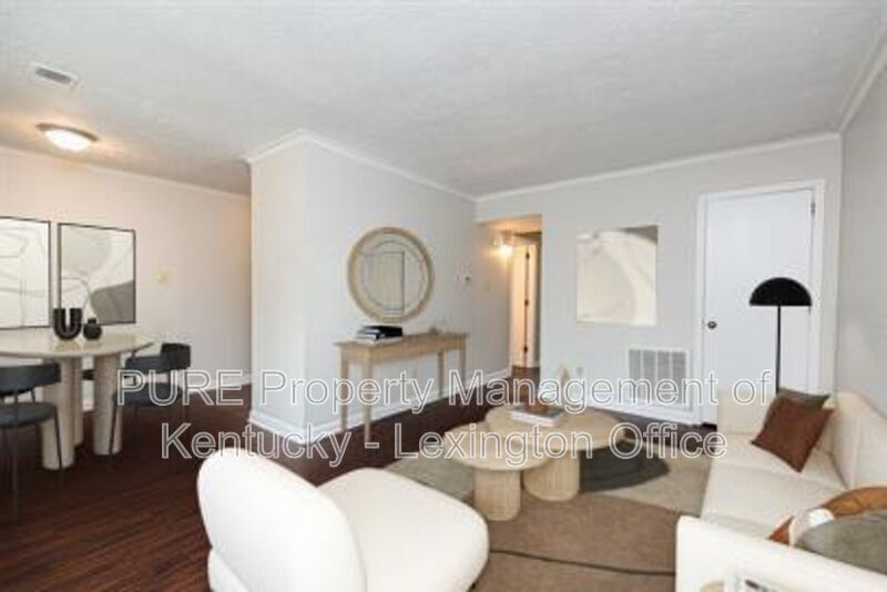 Foto principal - 301 Christy Allyn Ct