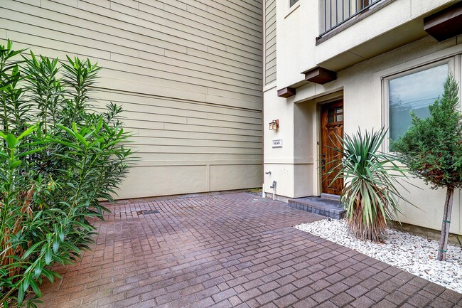 Foto del edificio - 5424 Petty St
