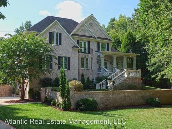 Primary Photo - 1008 Oak Creek Rd