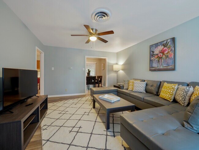 Foto del edificio - 221 Scott Ave