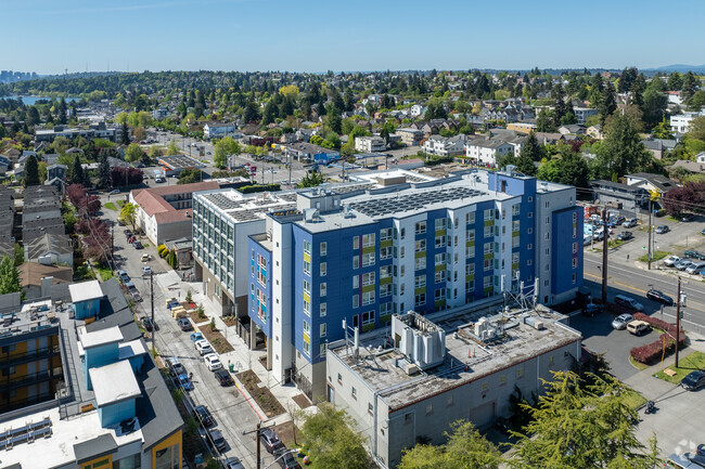 Building Photo - John Fox Place