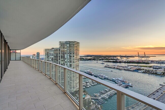 Foto del edificio - 500 Alton Rd