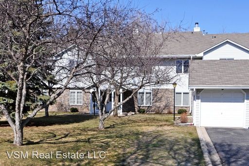 Primary Photo - 3575 Blue Jay Way