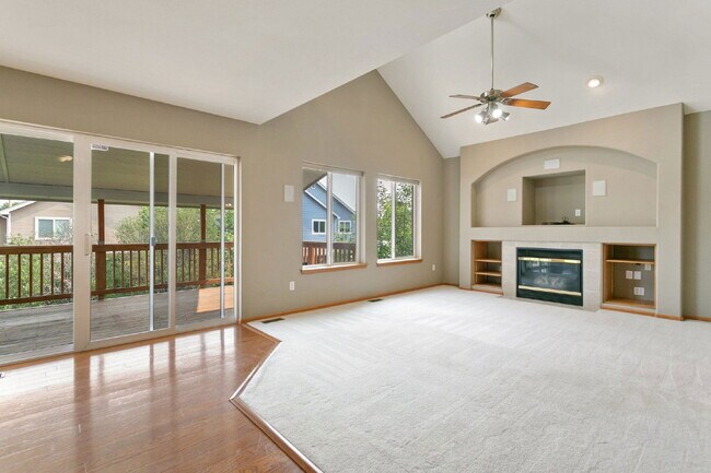 Building Photo - 6766 Stockwell Dr