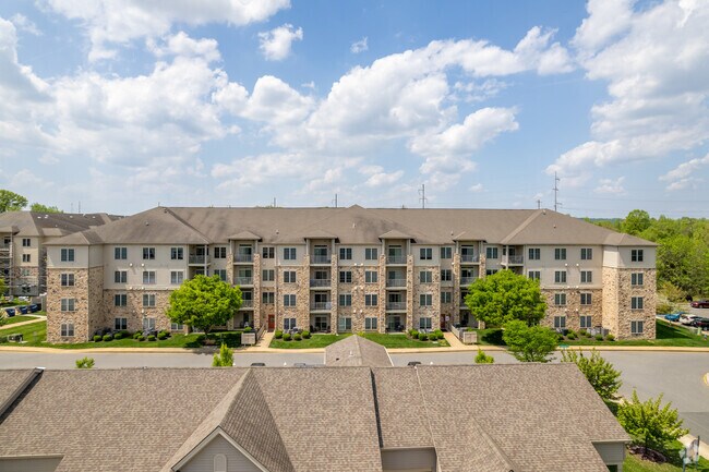 Foto del edificio - 1000-3000 Fountainview Cir