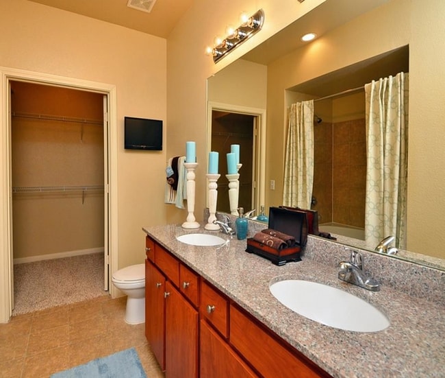 Foto del edificio - 2007 S Mason Rd