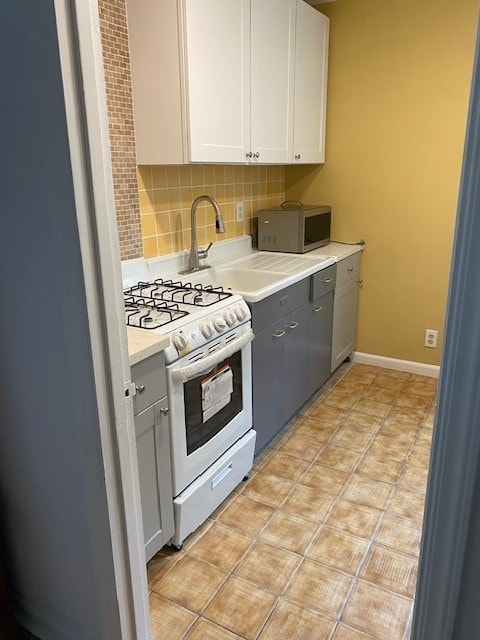 Building Photo - 501 S Church Ln