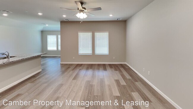 Building Photo - 4 br, 2 bath House - 10504 SW 41st Place