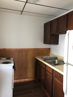 Foto principal - 401 S Valley Ave