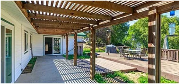 Foto del edificio - 3529 Hilltop Dr