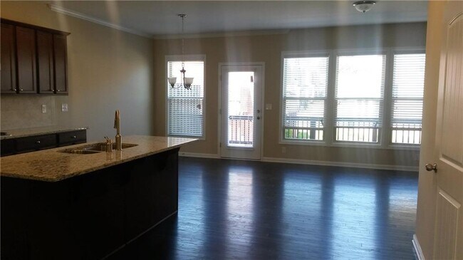 Foto del edificio - 828 Ivy Vine Way