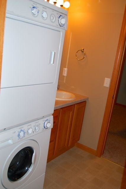 Foto del edificio - 11878 Lake Ln