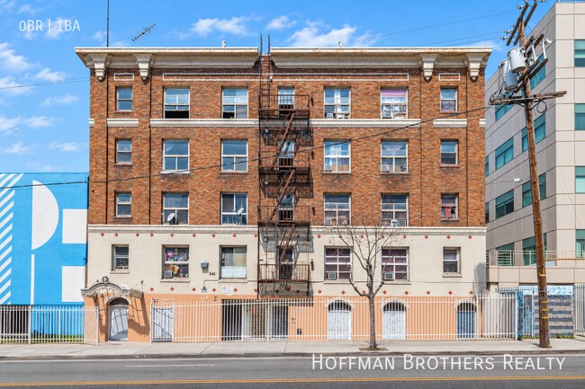 Building Photo - 341 S Alvarado St