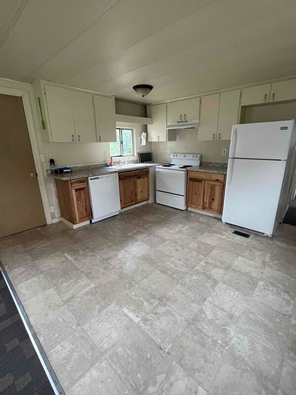 114 W 1st St N, Middleton, ID 83644 House Rental in Middleton, ID