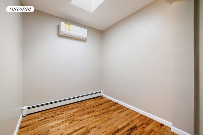 Foto del edificio - 315 E 163rd St