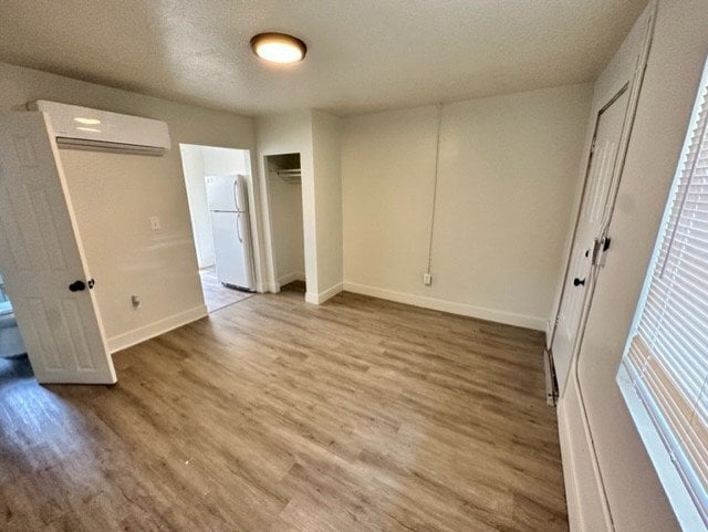 Building Photo - 500 S Main St