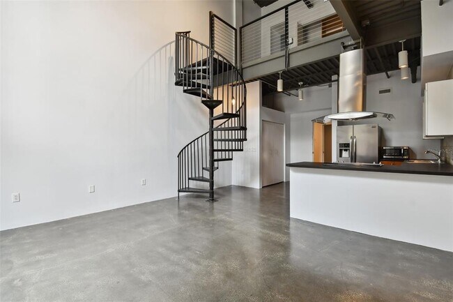 Building Photo - 217 N 12th St