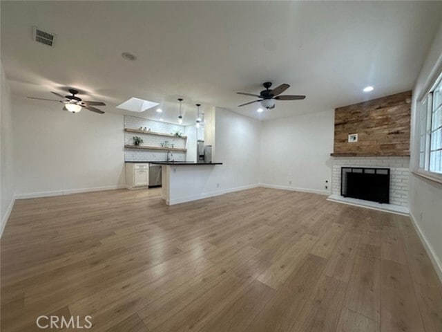 Building Photo - 8772 Sumner Pl