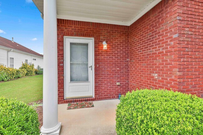 Foto del edificio - Quiet, clean, and updated House in 55+ Com...