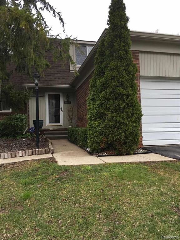 Building Photo - 1190 Rolling Hills Dr