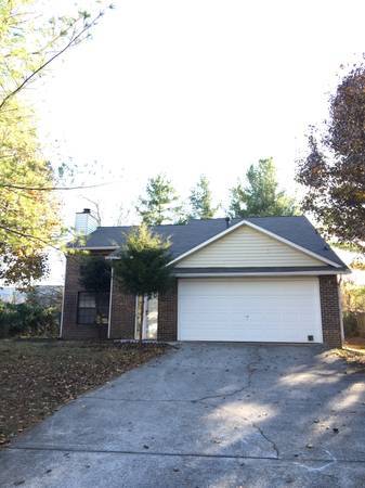 Building Photo - 207 Buckingham Drive