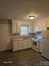 Building Photo - 200 Galilean Rd