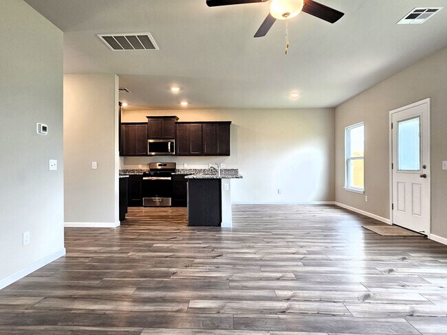 Building Photo - Presenting a newly constructed 5-bedroom, ...
