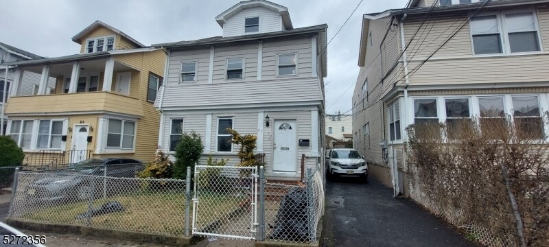 Foto principal - 87 Sheridan St