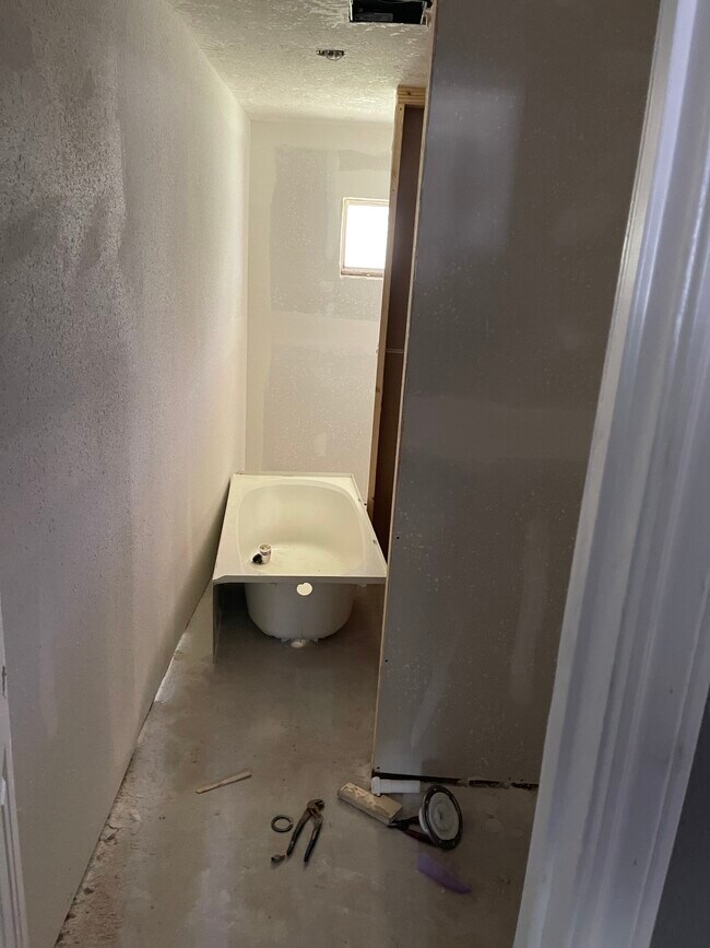 Building Photo - 131 Duncan Ln