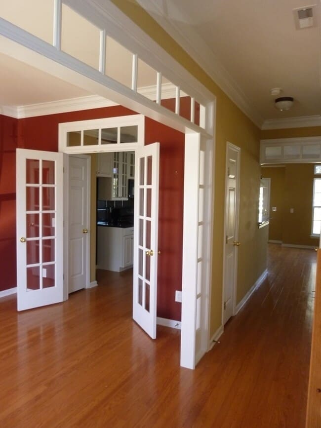 Building Photo - Exclusively Offered by Muse Realty, LLC