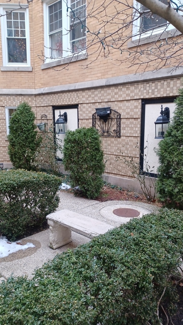 Building Photo - 5132 W 21st St