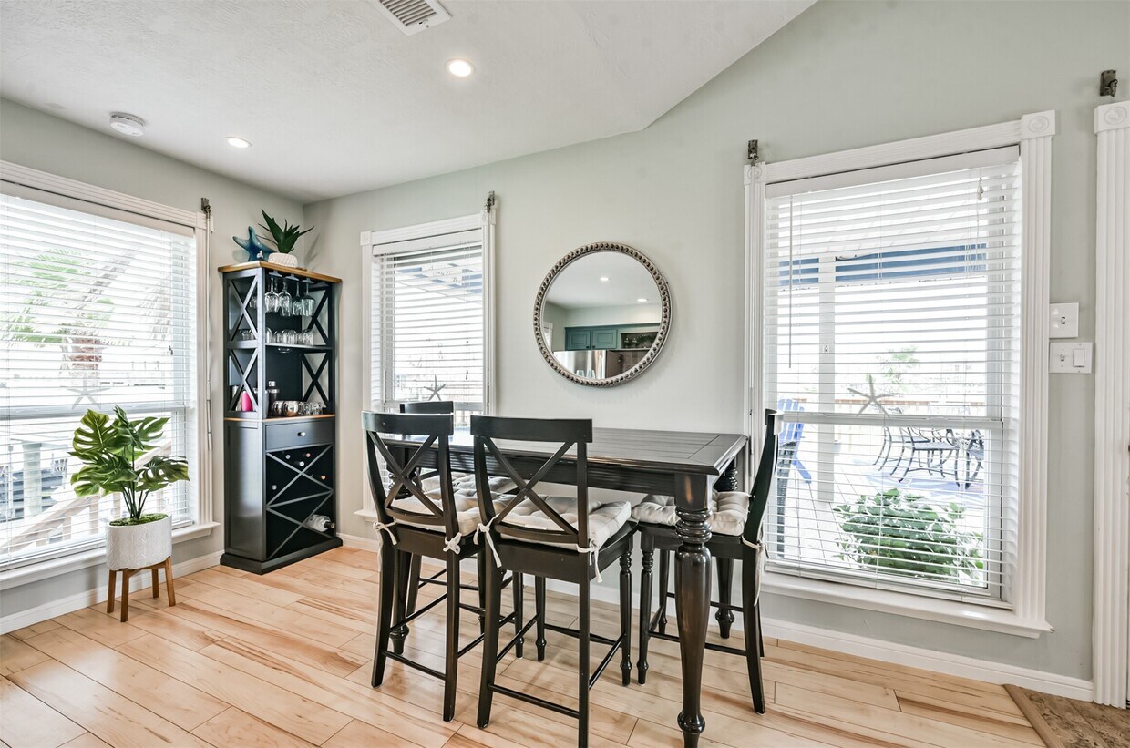 Foto principal - 21923 Frio Dr