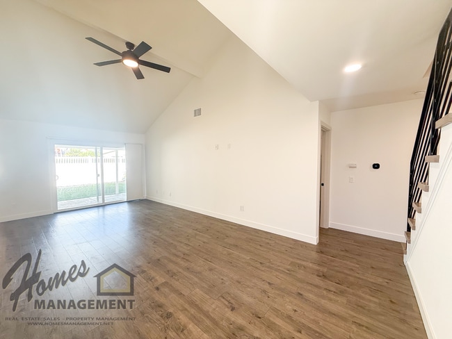 Building Photo - Homes Management - 2 bed, 2 bath in Desirable Carlsbad