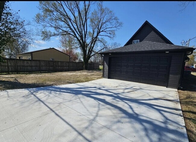 Foto del edificio - 1109 Euclid St