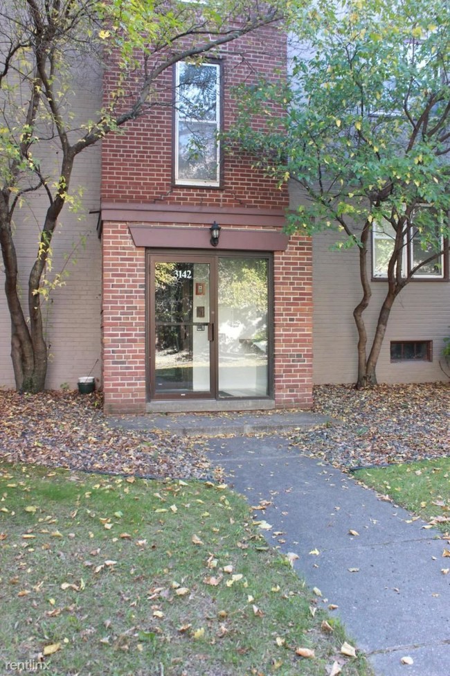 Building Photo - 3142 W Calhoun Blvd