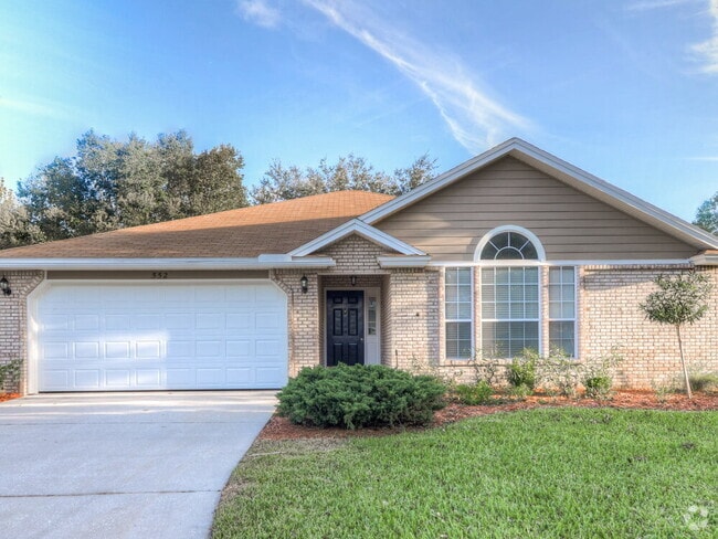Building Photo - 552 Sparrow Branch Cir